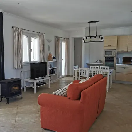 빌라 The Walnut Tree *