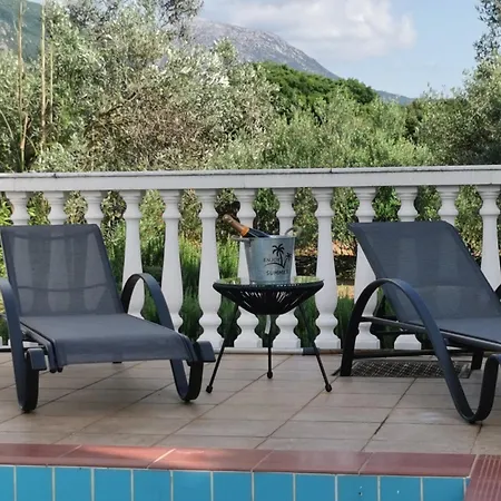 The Walnut Tree Karavomylos