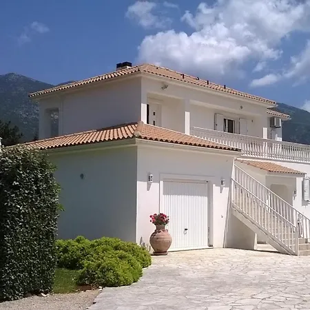 Villa The Walnut Tree *